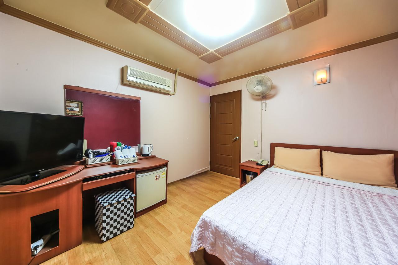 Nampo One Motel ปูซาน ภายนอก รูปภาพ