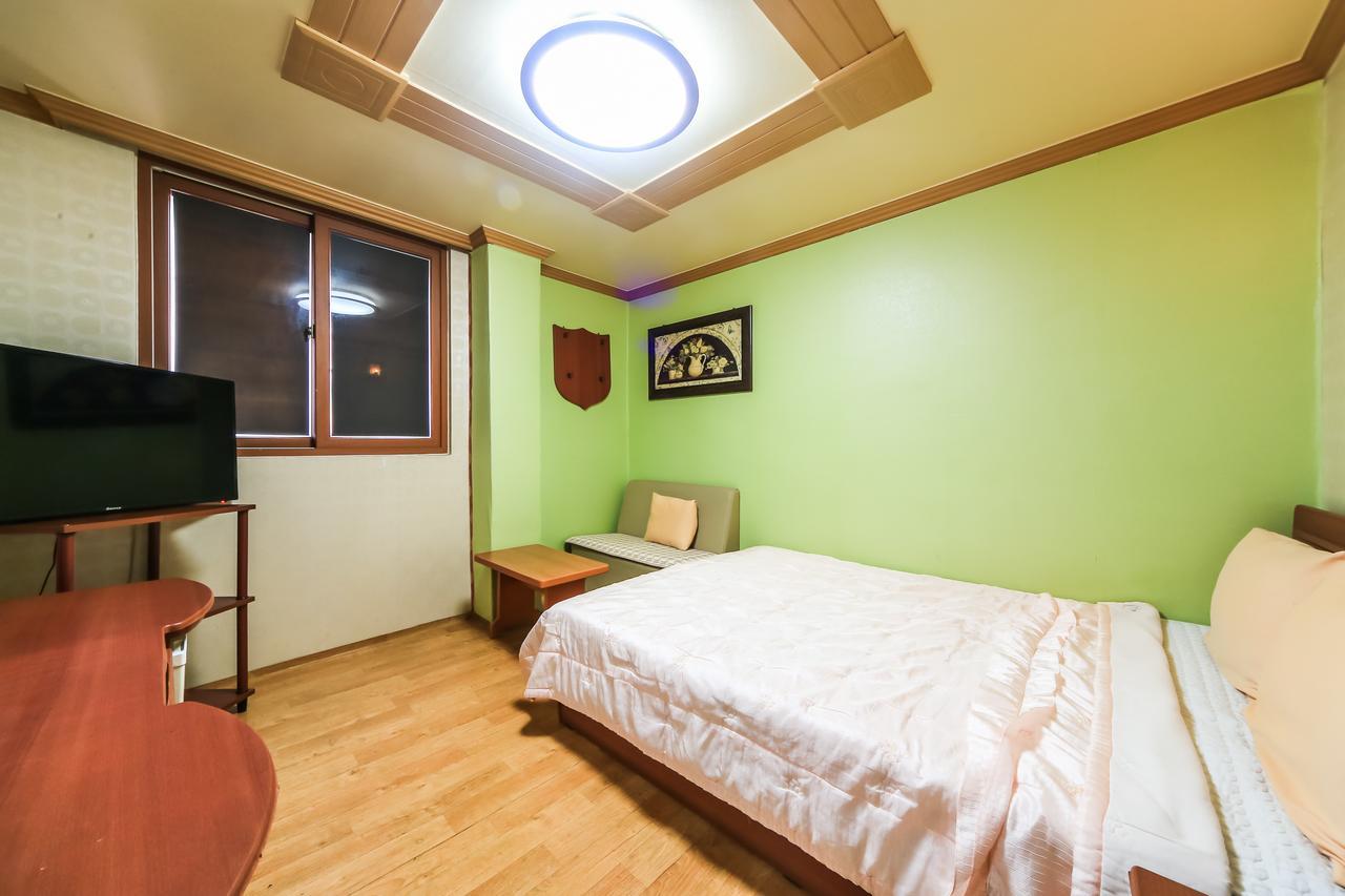 Nampo One Motel ปูซาน ภายนอก รูปภาพ