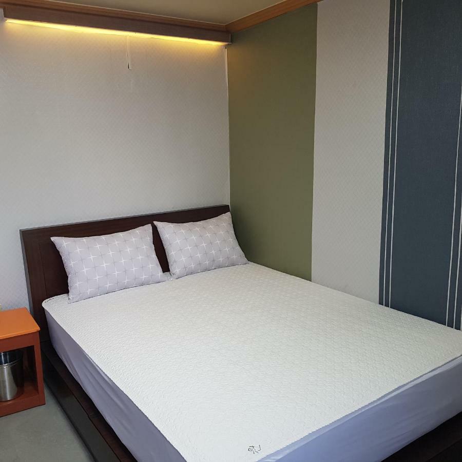 Nampo One Motel ปูซาน ภายนอก รูปภาพ